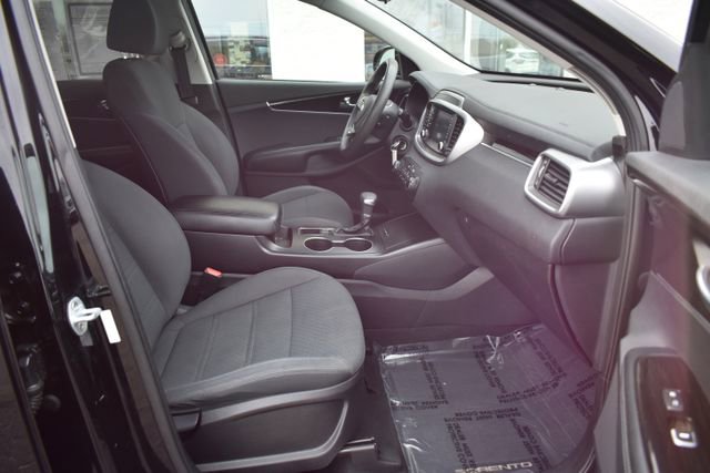 Used 2019 Kia Sorento L image 39