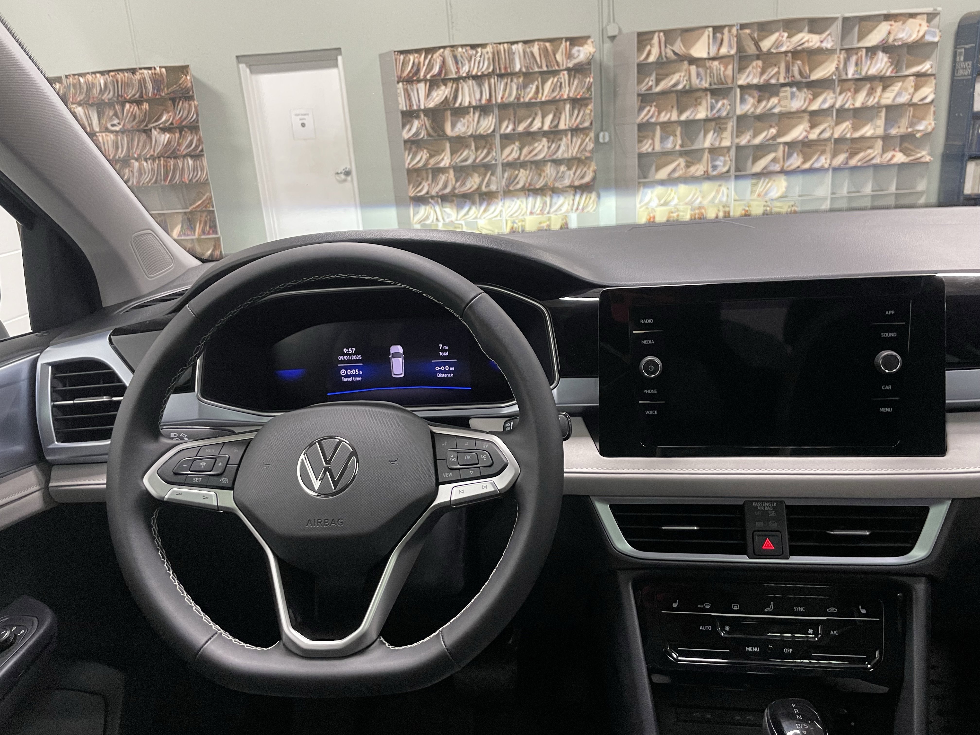 New 2025 Volkswagen Taos SE image 12