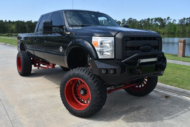 Used 2015 Ford F350 Platinum w/ FX4 Off-Road Package image 2