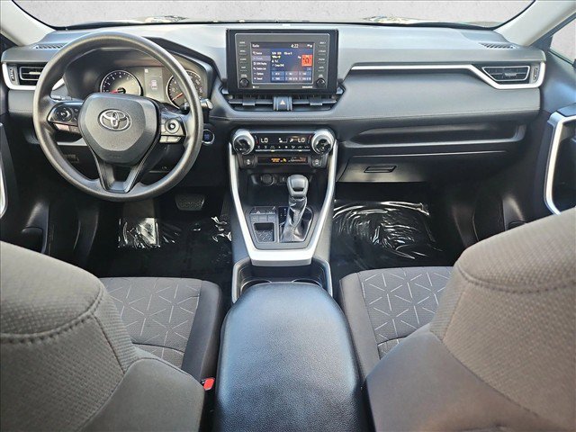 Certified 2021 Toyota RAV4 XLE FWD image 17