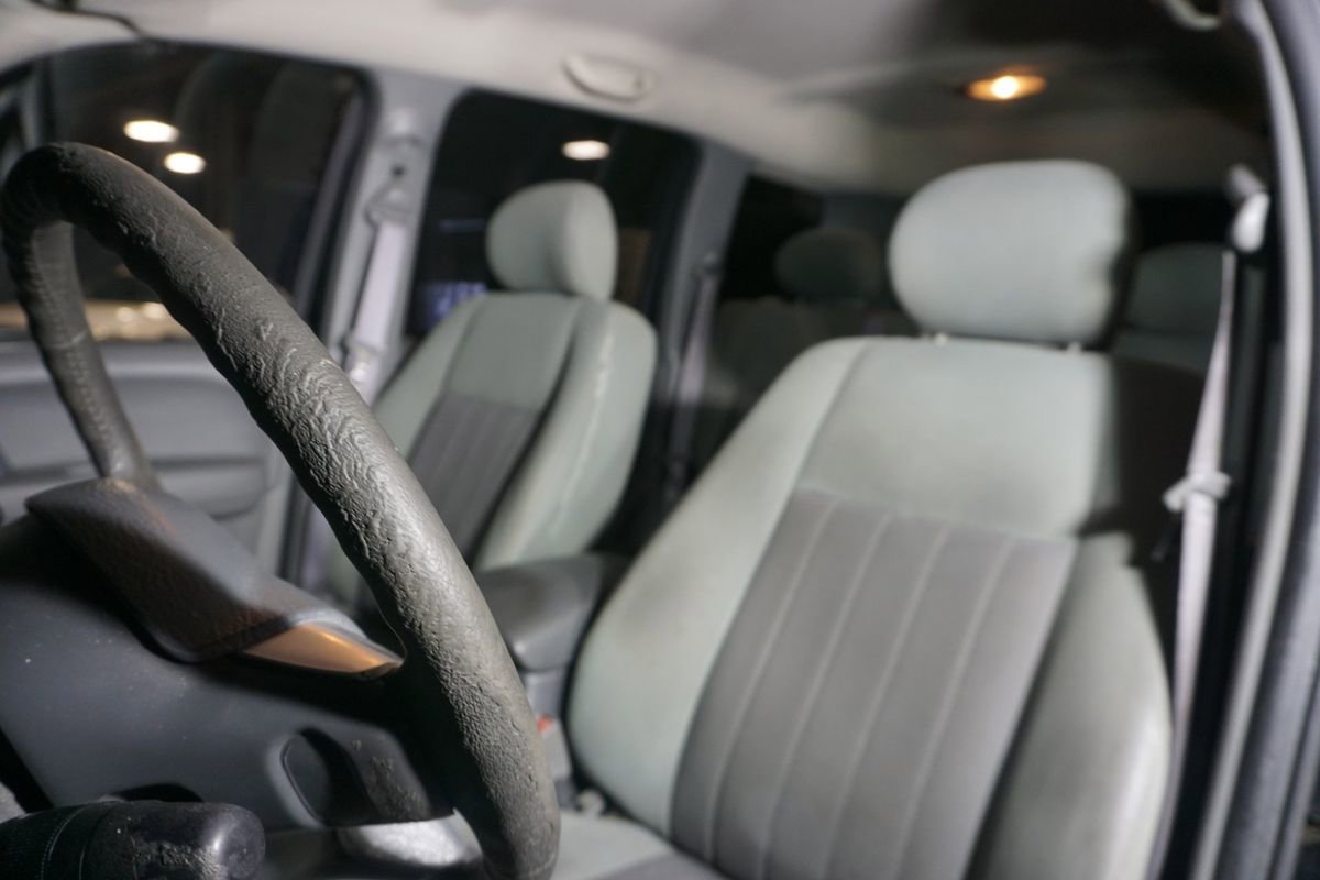 Used 2007 Jeep Liberty Limited AWD/4WD image 10