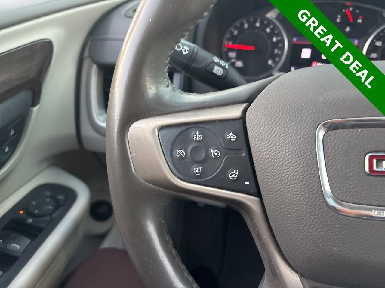 Used 2020 GMC Terrain Denali w/ Denali Premium Package image 24