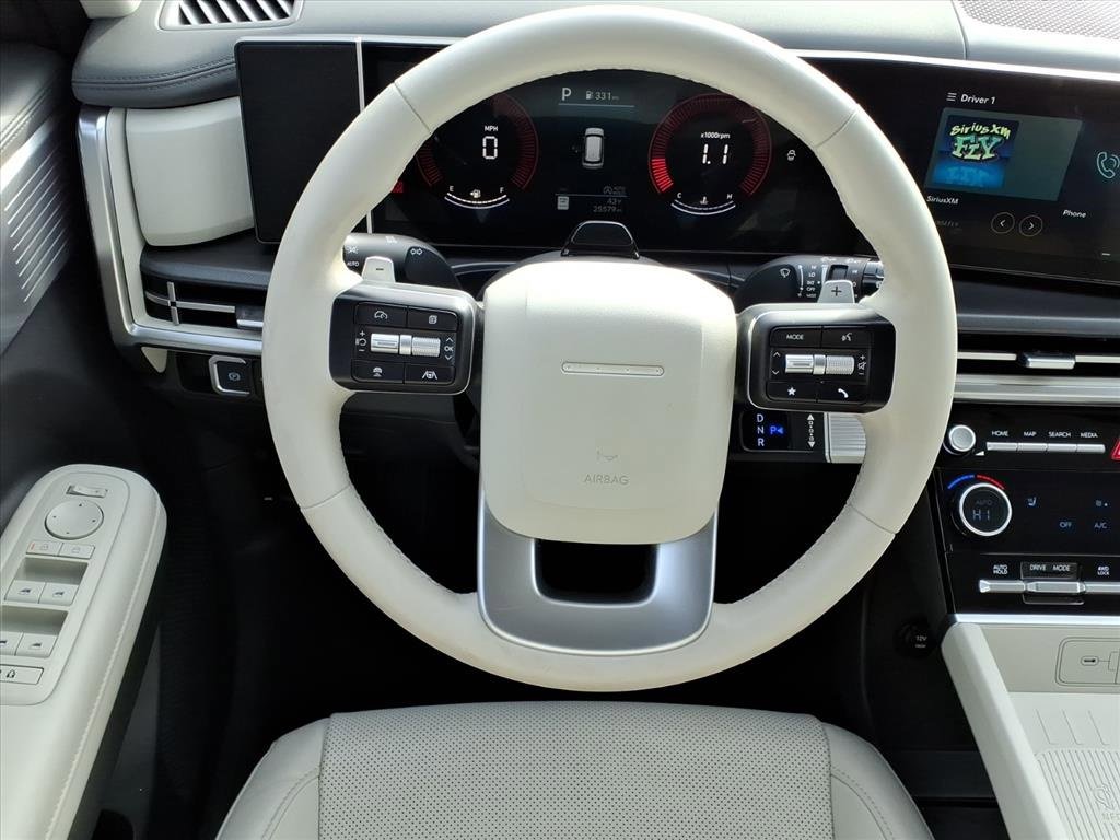 Used 2025 Hyundai Santa Fe SEL image 5