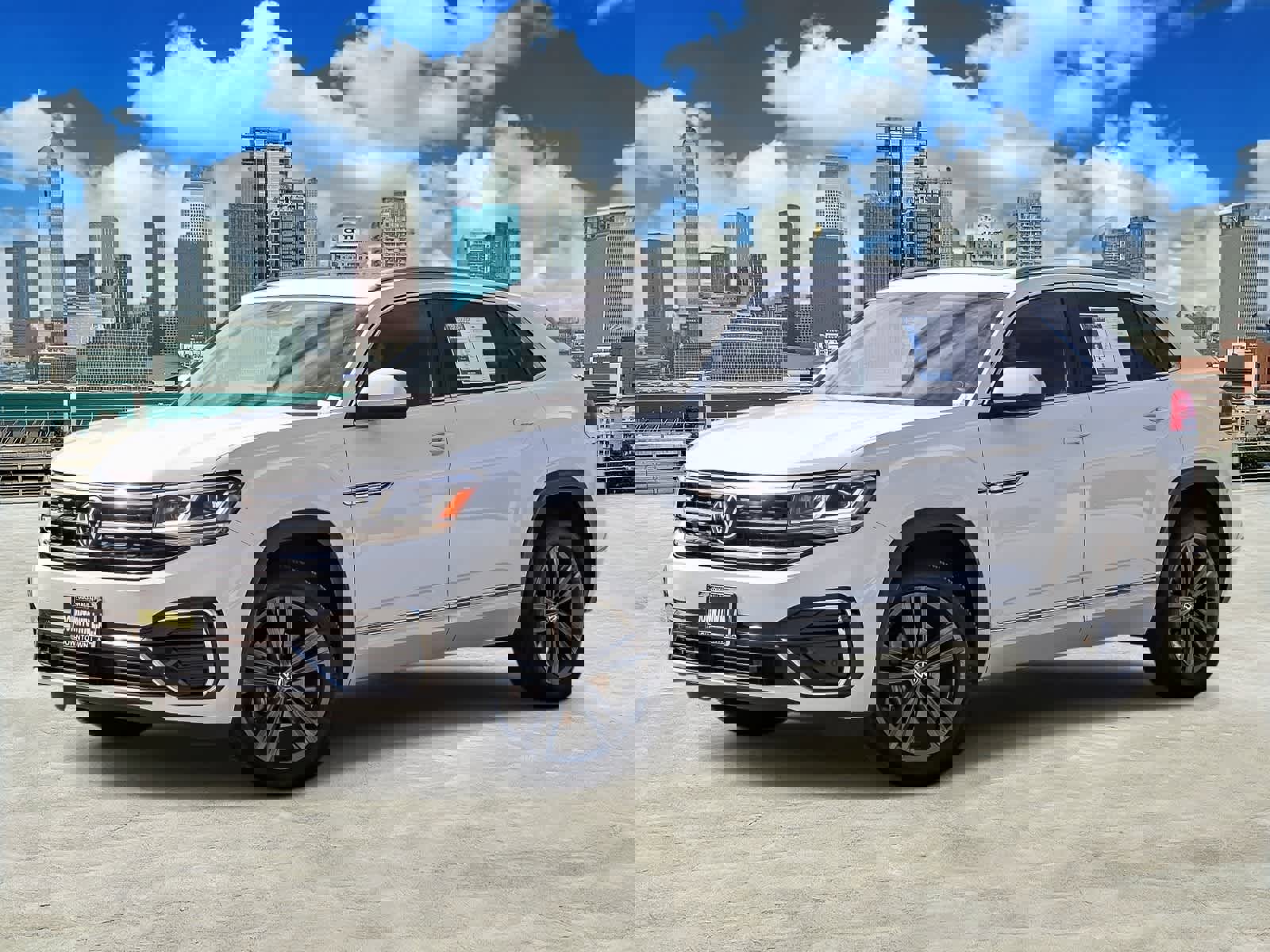 Used 2022 Volkswagen Atlas Cross Sport SEL R-Line image 1