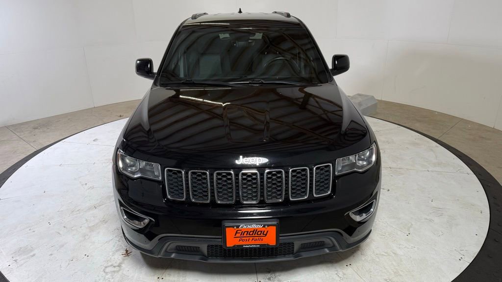 Used 2018 Jeep Grand Cherokee Laredo image 2