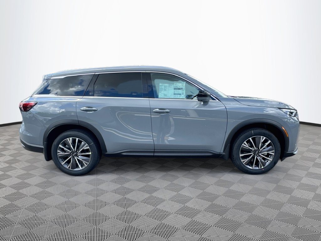New 2027 INFINITI QX60 Luxe w/ Cargo Package FWD image 4
