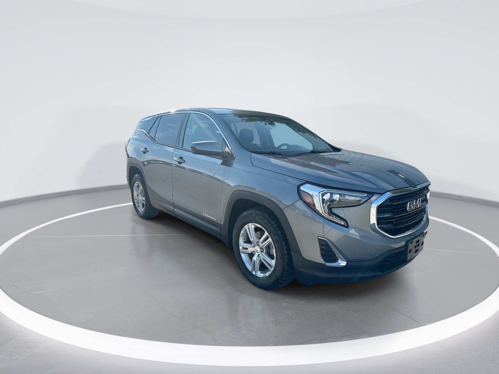 Certified 2018 GMC Terrain SLE FWD image 2