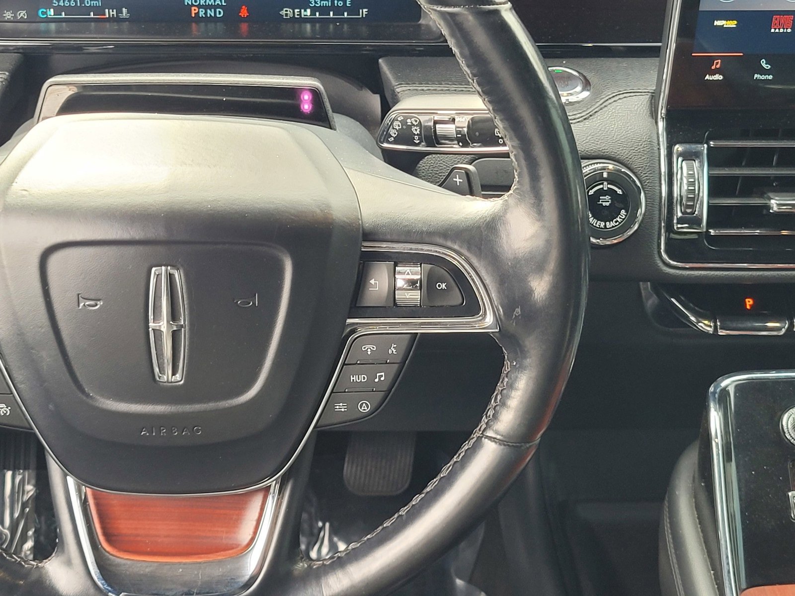 Used 2023 Lincoln Navigator Reserve image 14