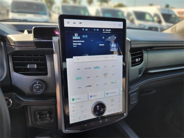 Certified 2024 Ford Expedition Max Platinum image 27