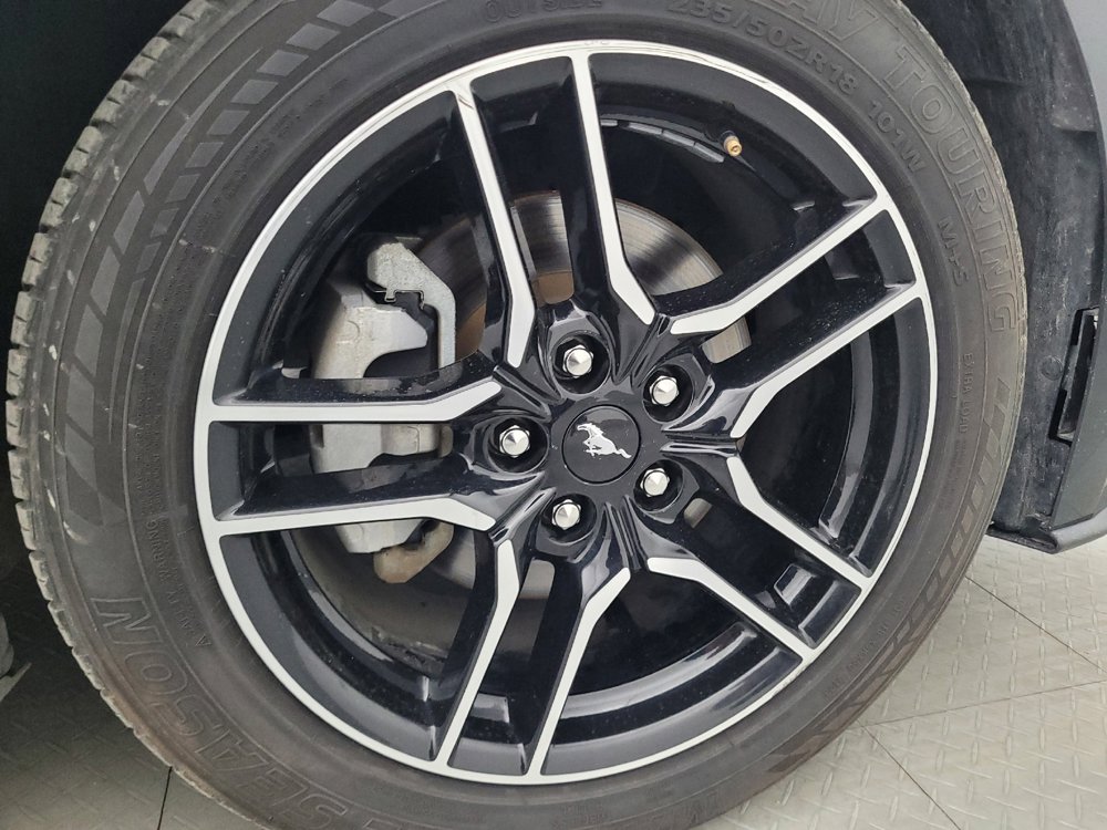Used 2022 Ford Mustang Premium RWD image 31
