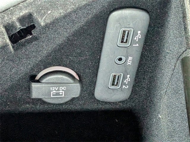 Used 2022 Dodge Challenger SXT w/ Blacktop Package image 20