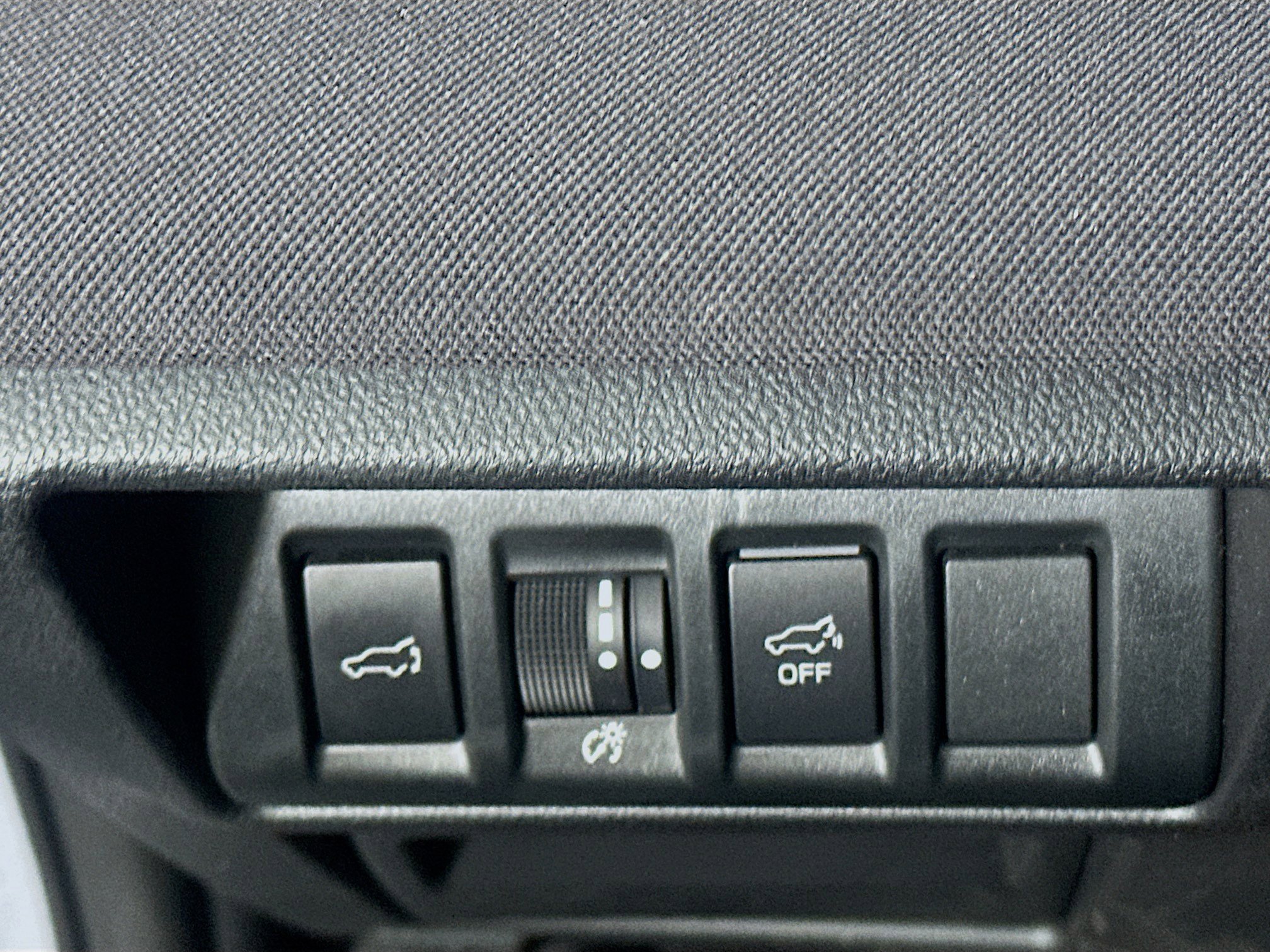 Used 2025 Subaru Outback Premium image 16