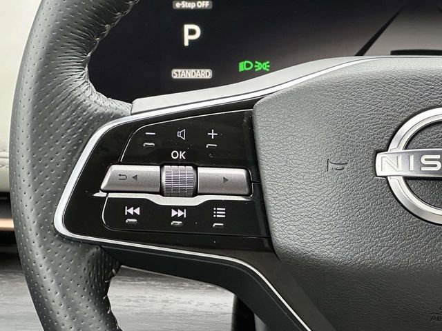 Used 2023 Nissan Ariya FWD image 23