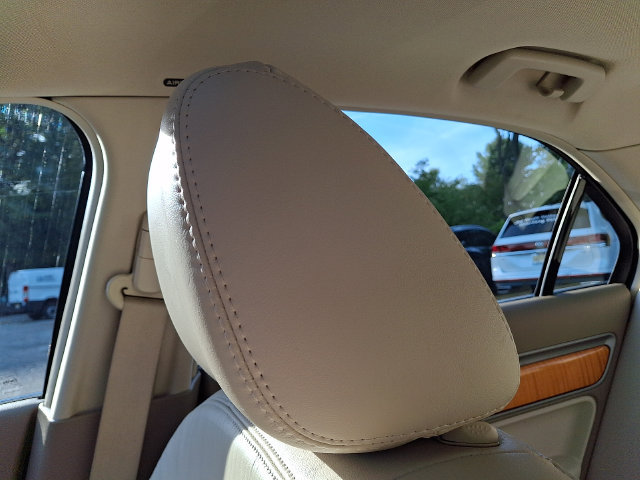 Used 2009 Lincoln MKZ FWD image 17