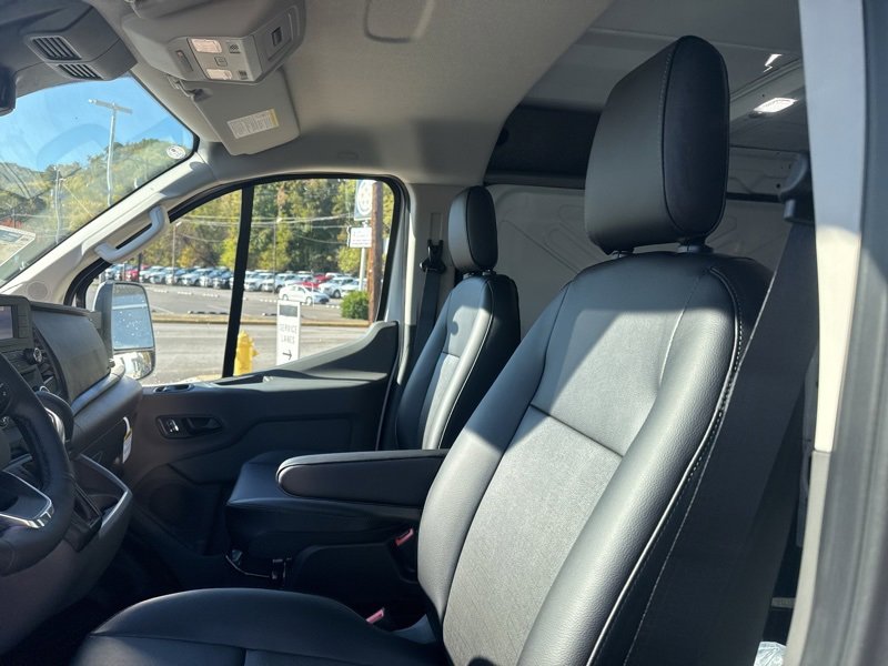 New 2025 Ford Transit 250 Low Roof image 16