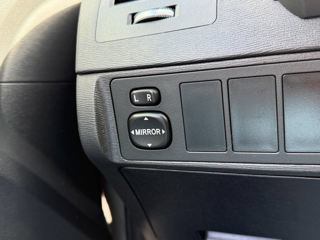 Used 2007 Scion tC FWD image 16
