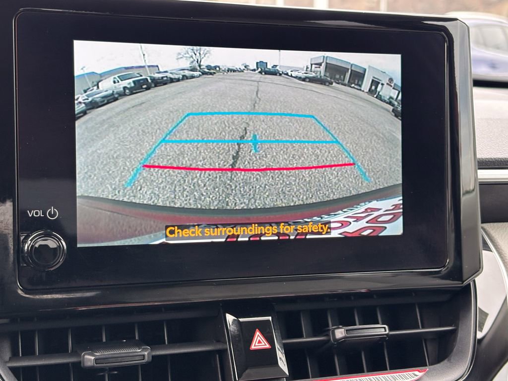 Certified 2023 Toyota Corolla Cross LE image 24