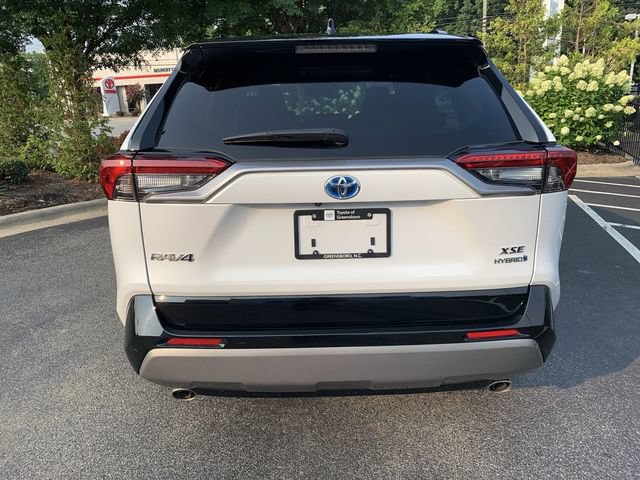Used 2023 Toyota RAV4 XSE AWD/4WD image 7