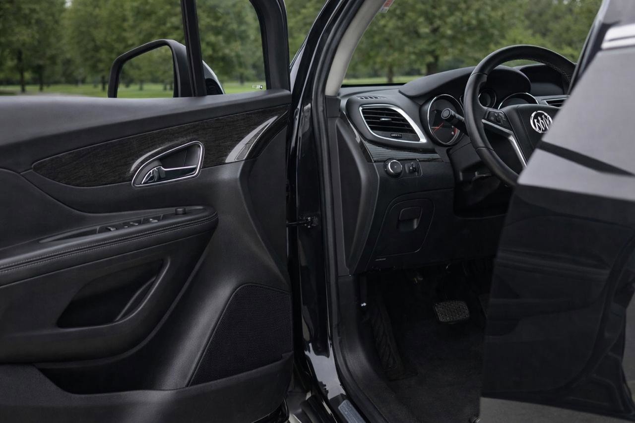 Used 2016 Buick Encore Convenience image 10