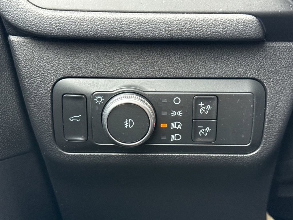 Certified 2021 Ford Escape Titanium w/ Titanium Elite Package image 23