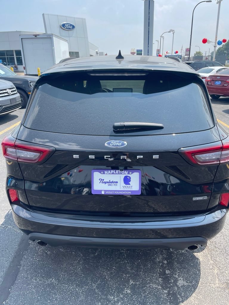 Used 2025 Ford Escape ST-Line Elite w/ Premium Technology Package AWD/4WD image 4