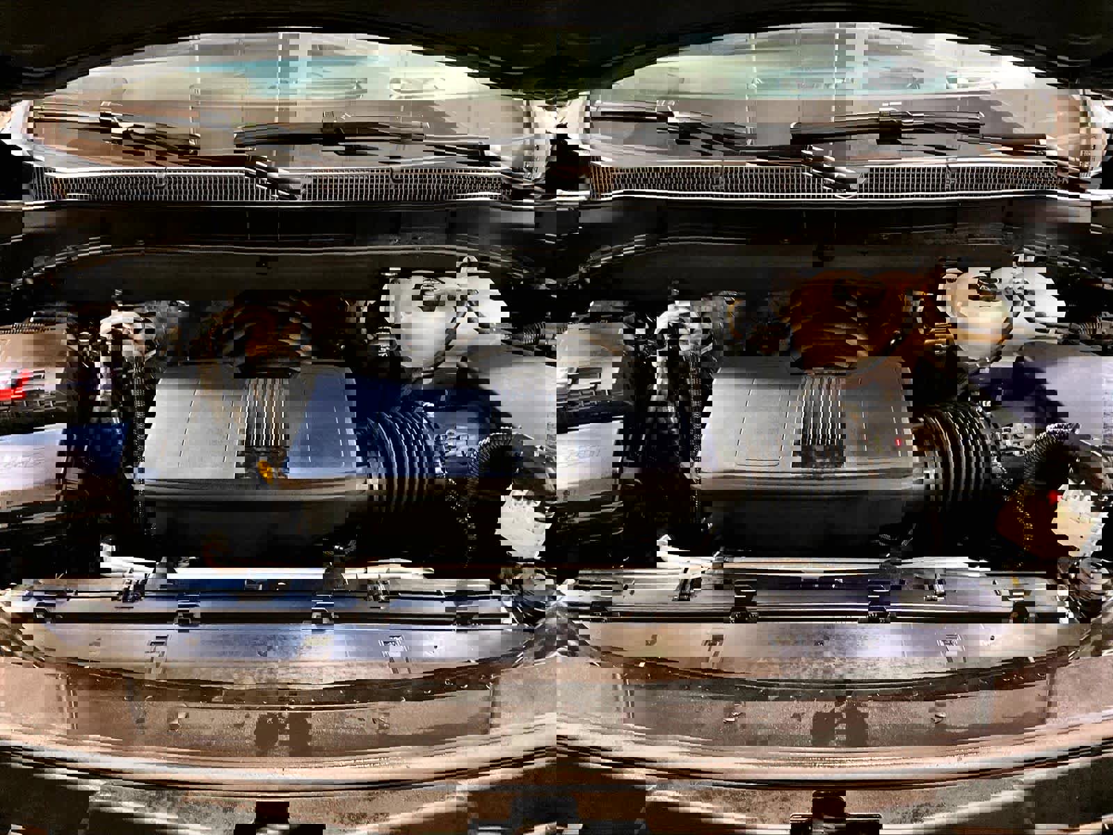 Used 2024 Chevrolet Suburban RST w/ Luxury Package image 31