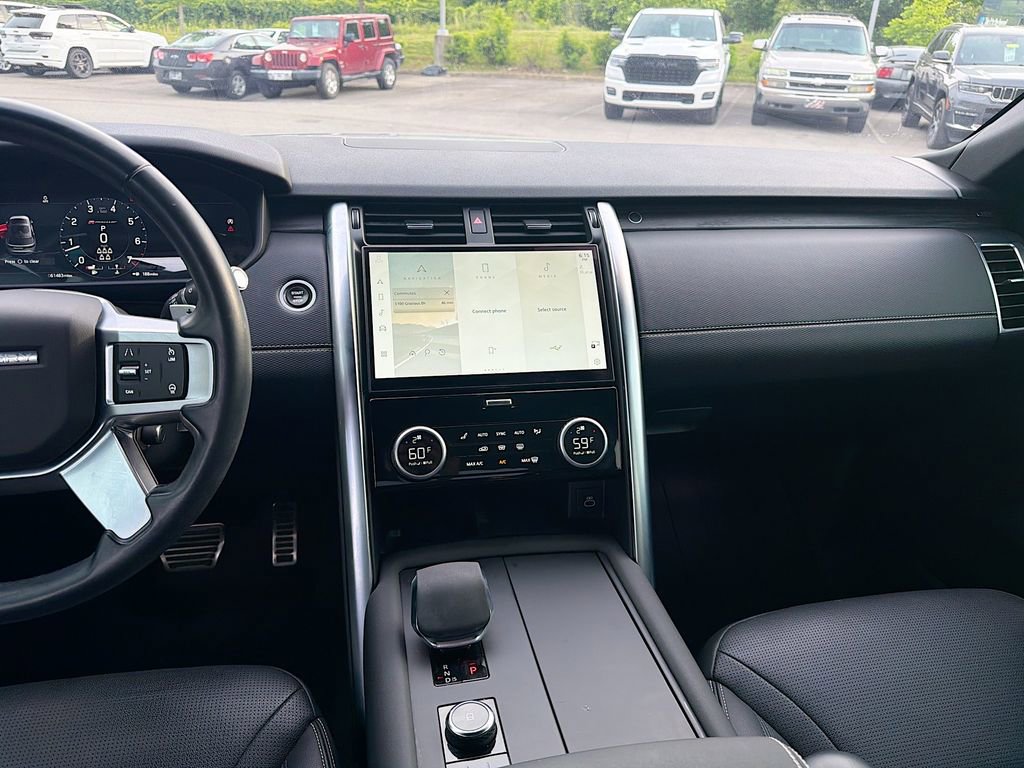Used 2022 Land Rover Discovery S R-Dynamic AWD/4WD image 19