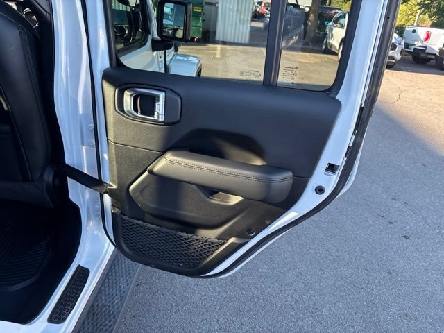 Used 2021 Jeep Wrangler Unlimited Sahara AWD/4WD image 31