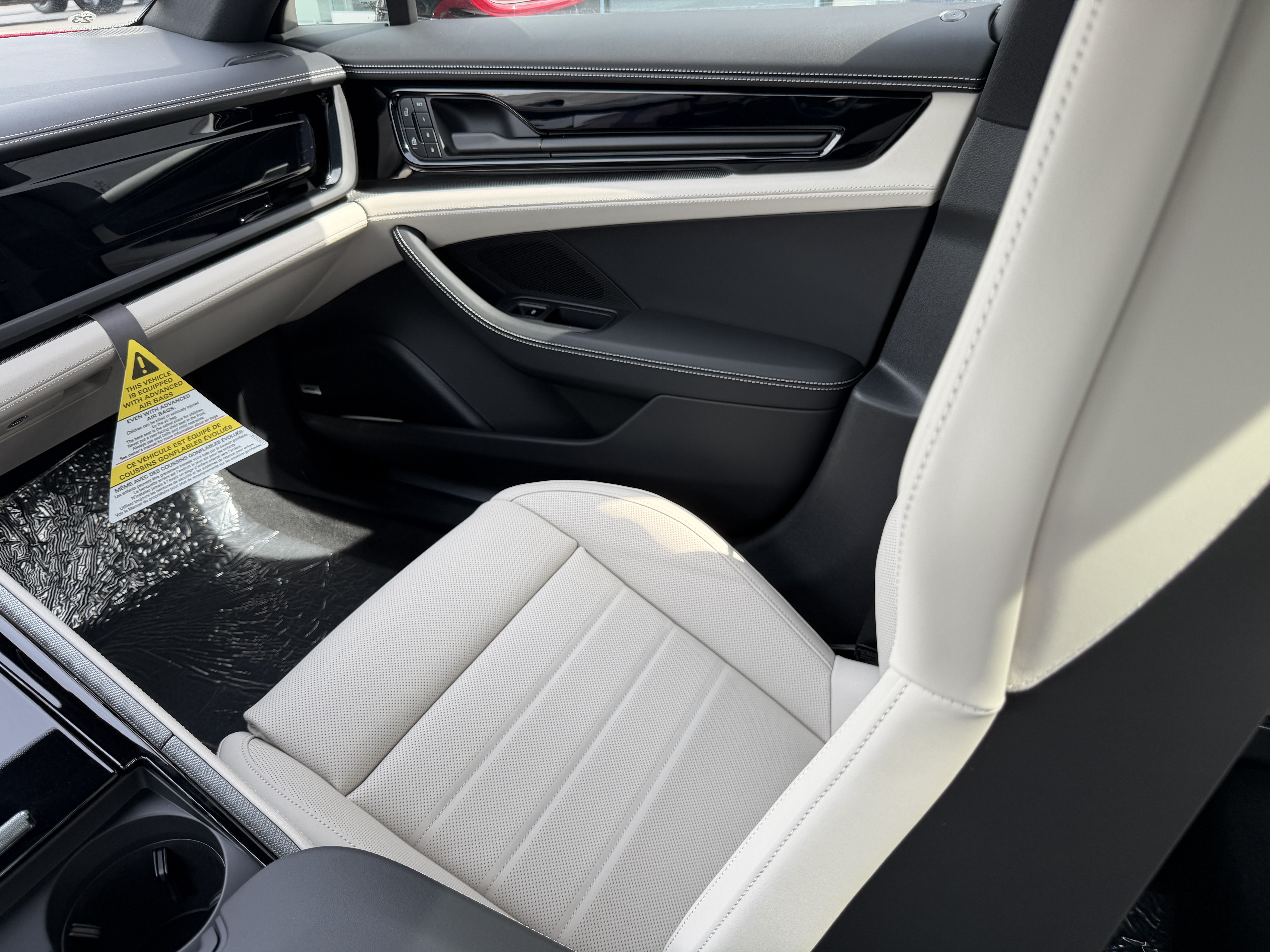 New 2026 Porsche Panamera RWD image 17