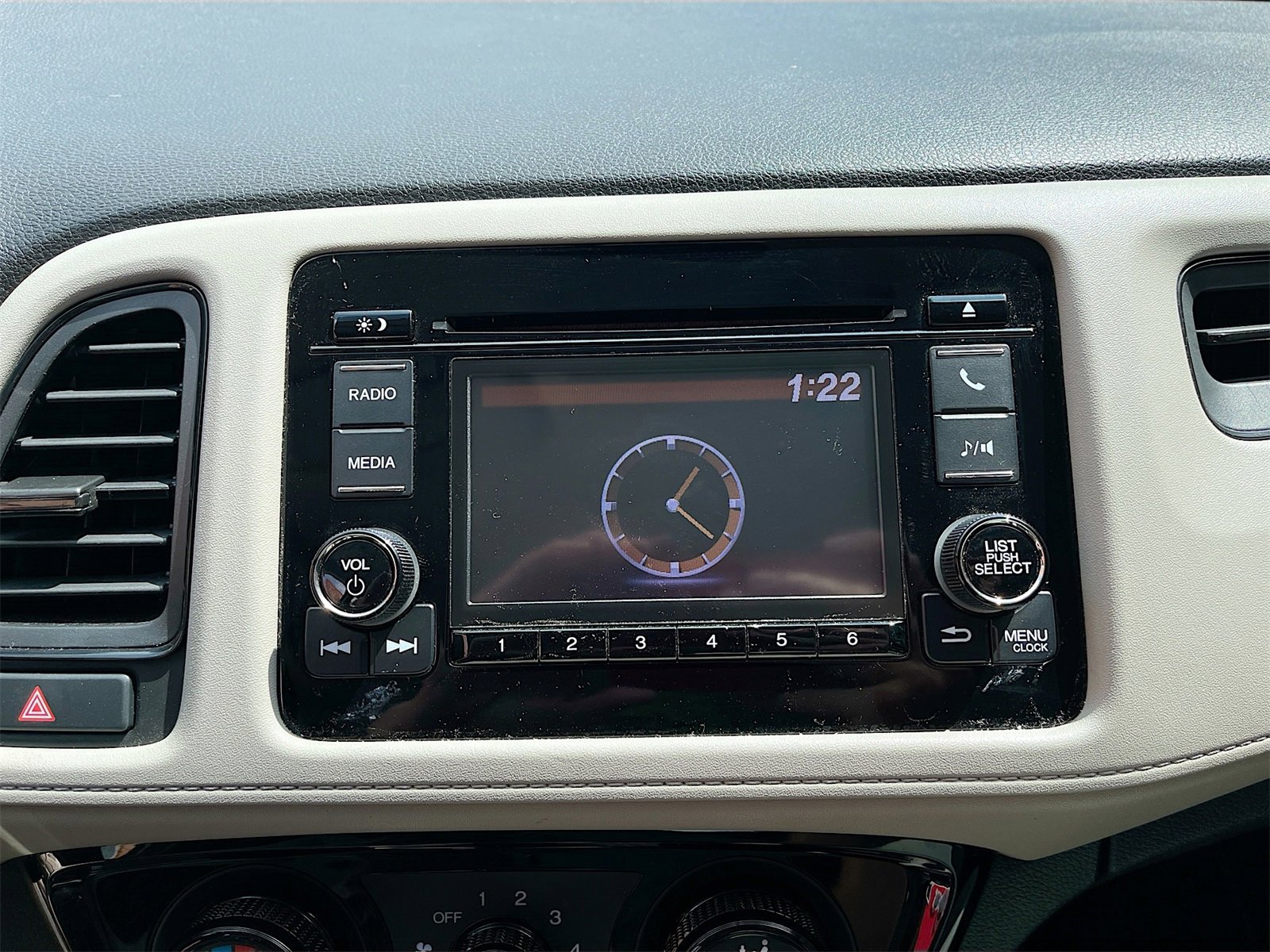 Used 2019 Honda HR-V LX image 14