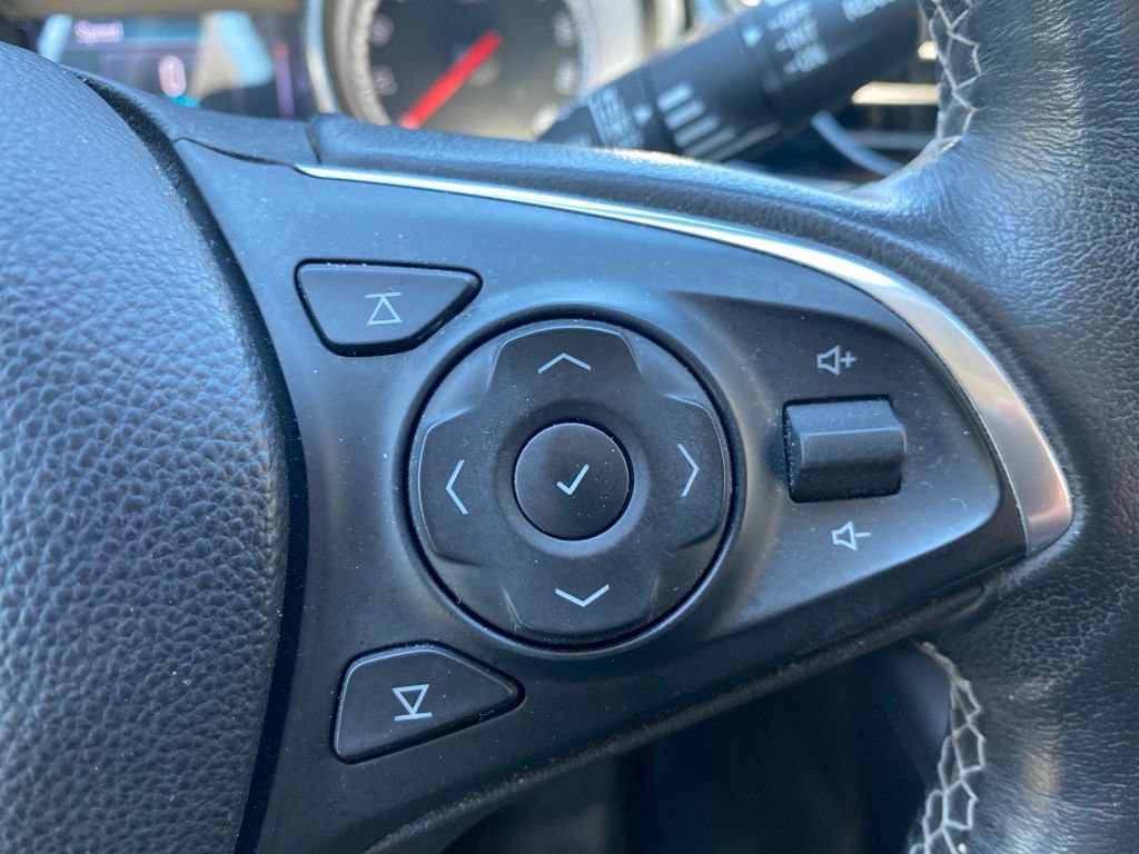 Used 2018 Buick Regal Essence w/ Driver Confidence Package #1 AWD/4WD image 20