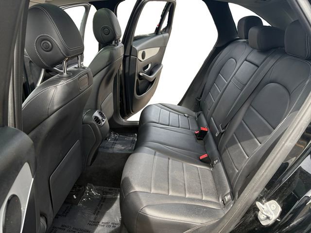 Used 2019 Mercedes-Benz GLC 300 4MATIC image 10