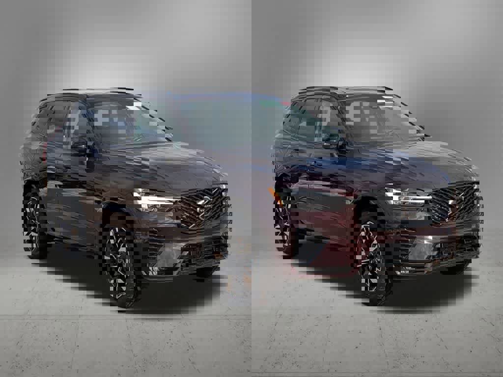 New 2026 Volvo XC60 B5 Plus w/ Protection Package Premier image 8