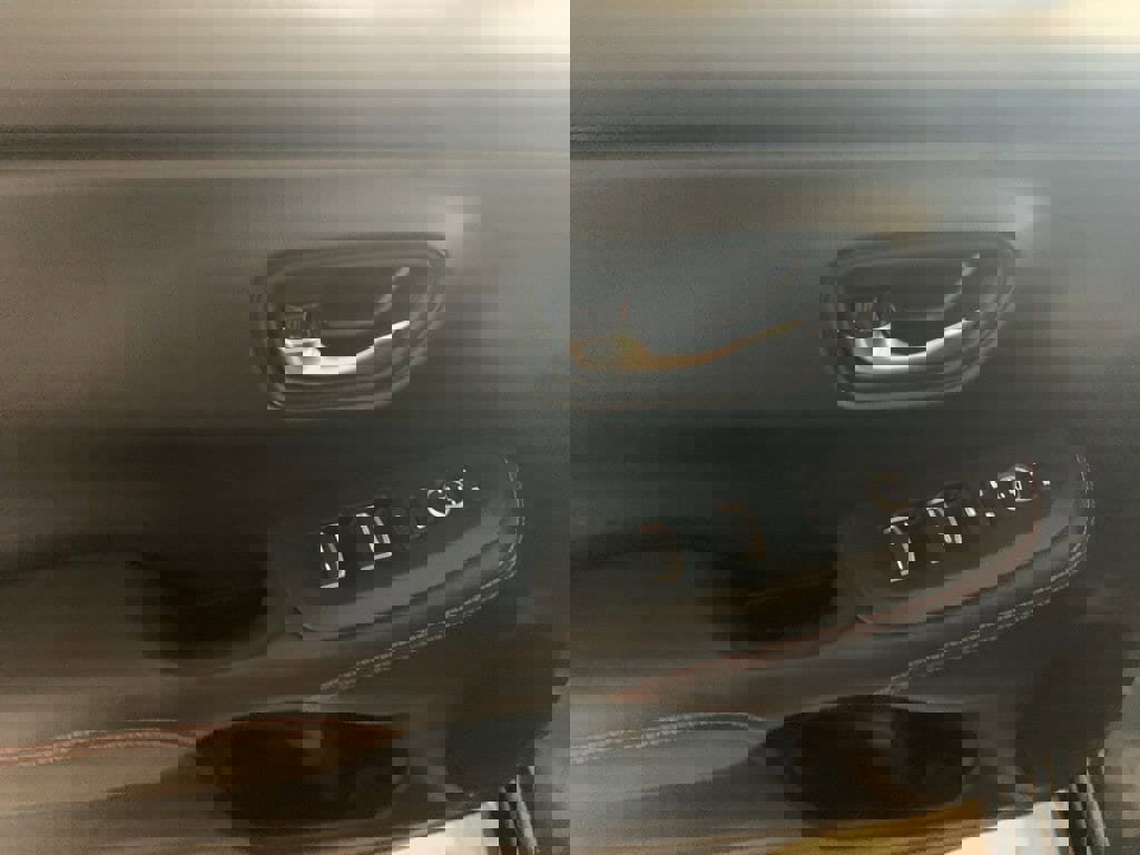 Used 2023 Honda HR-V Sport image 12