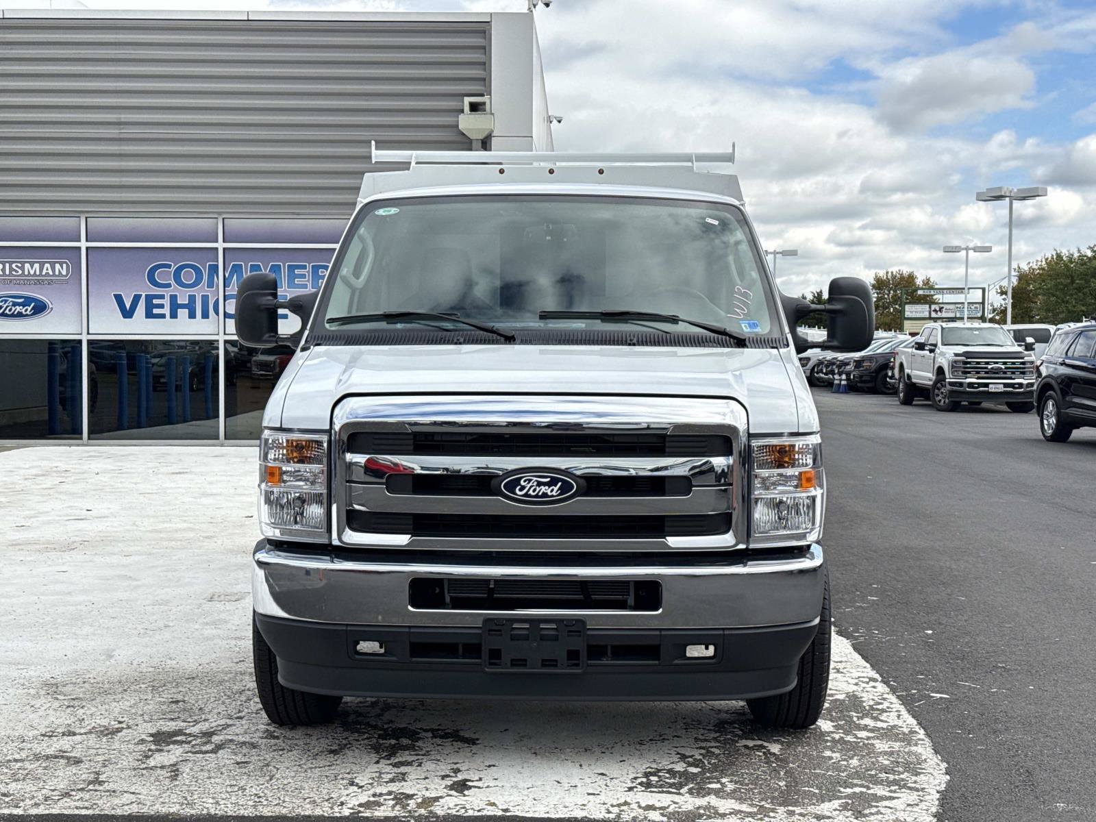 New 2027 Ford E-350 and Econoline 350 Super Duty w/ Power Equipment Group RWD image 8
