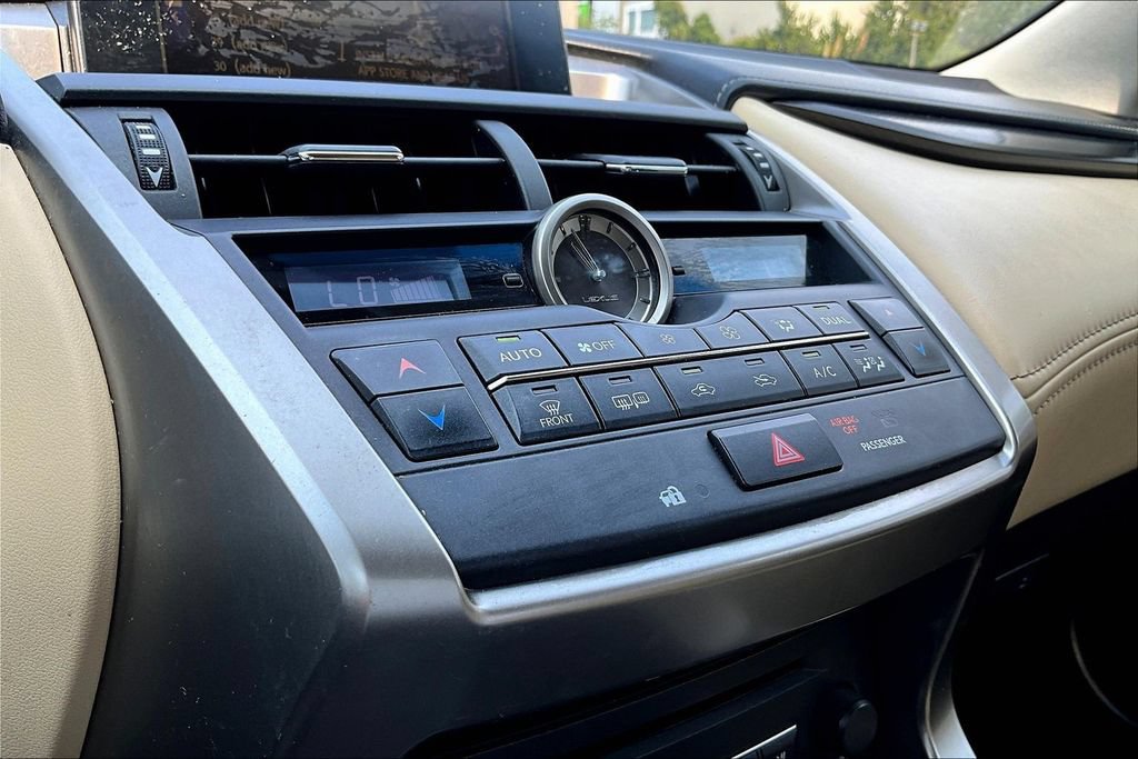 Used 2016 Lexus NX 200t FWD image 15