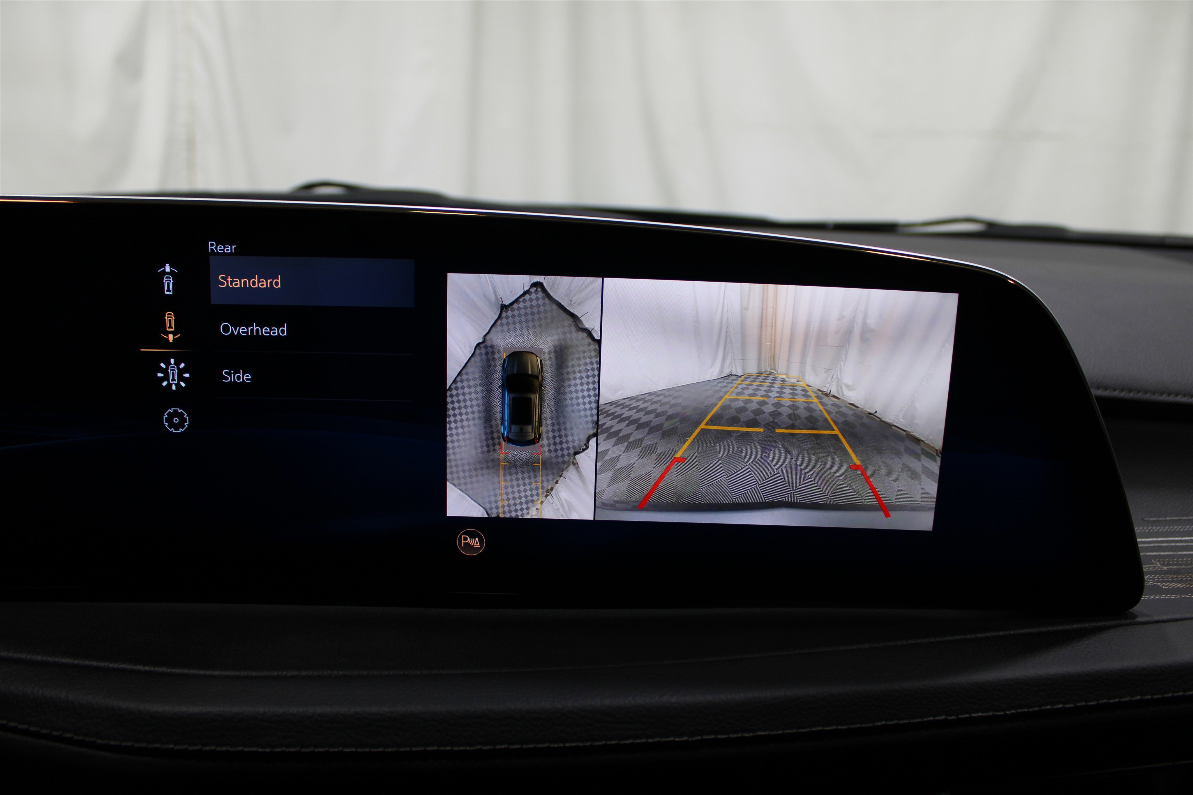 Used 2025 Cadillac XT4 Premium Luxury image 19