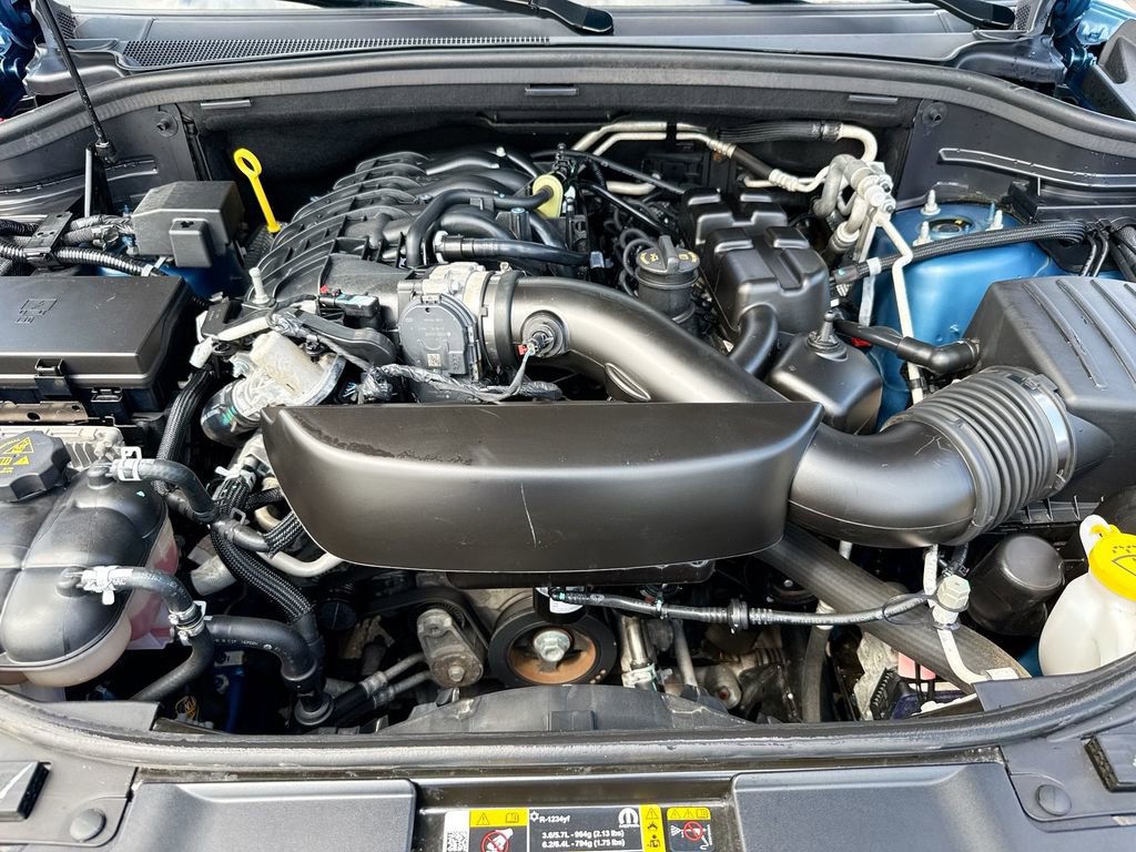 Used 2025 Dodge Durango GT AWD/4WD image 35