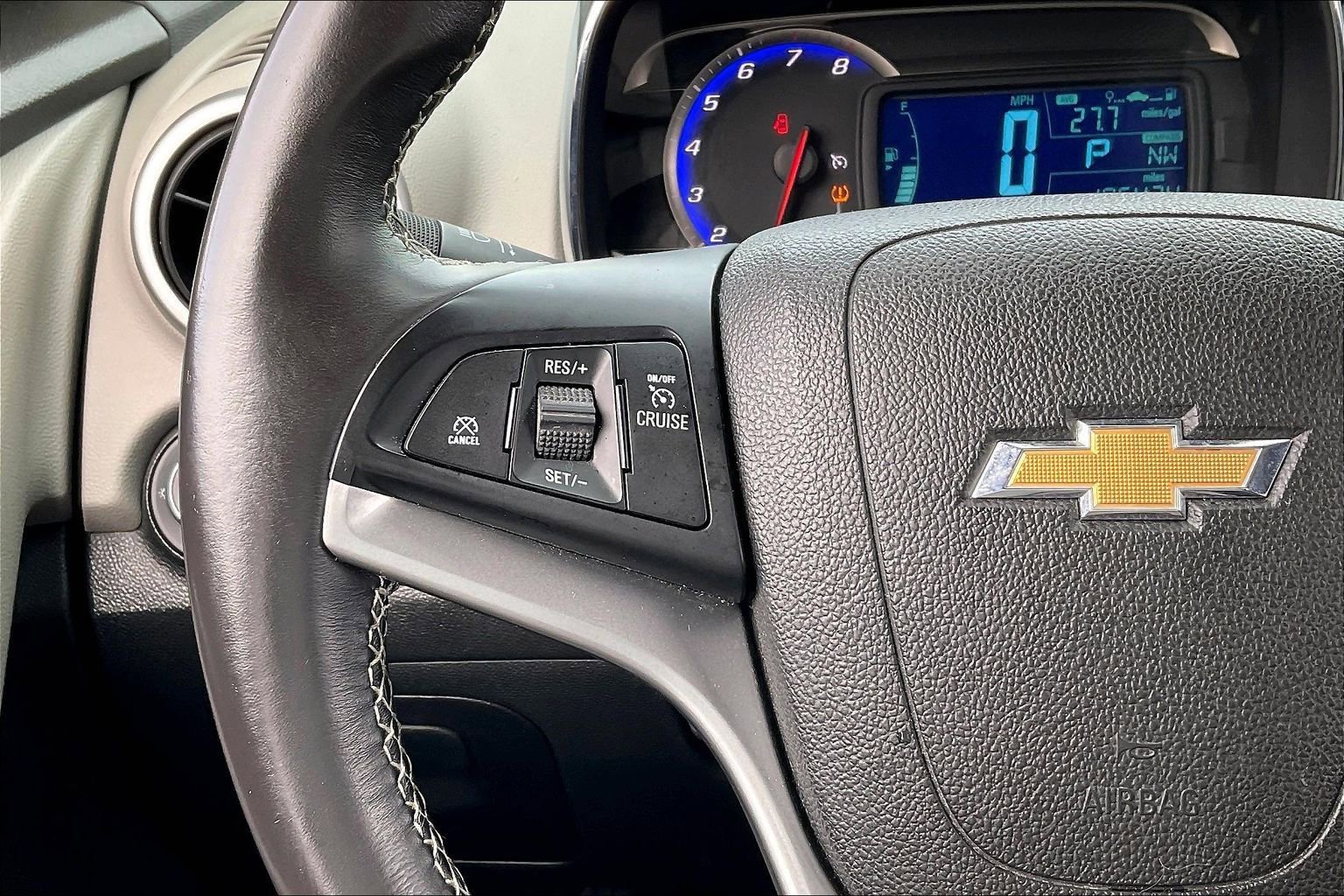 Used 2016 Chevrolet Trax LT w/ LT Sun and Sound Package image 19