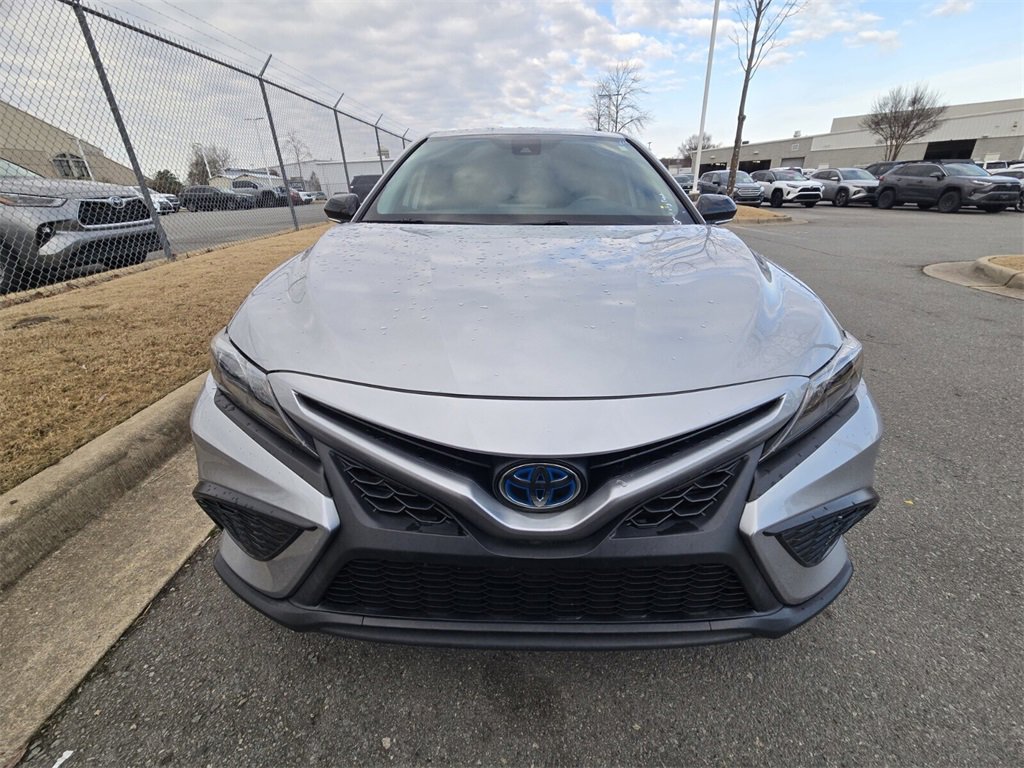 Used 2022 Toyota Camry SE image 12