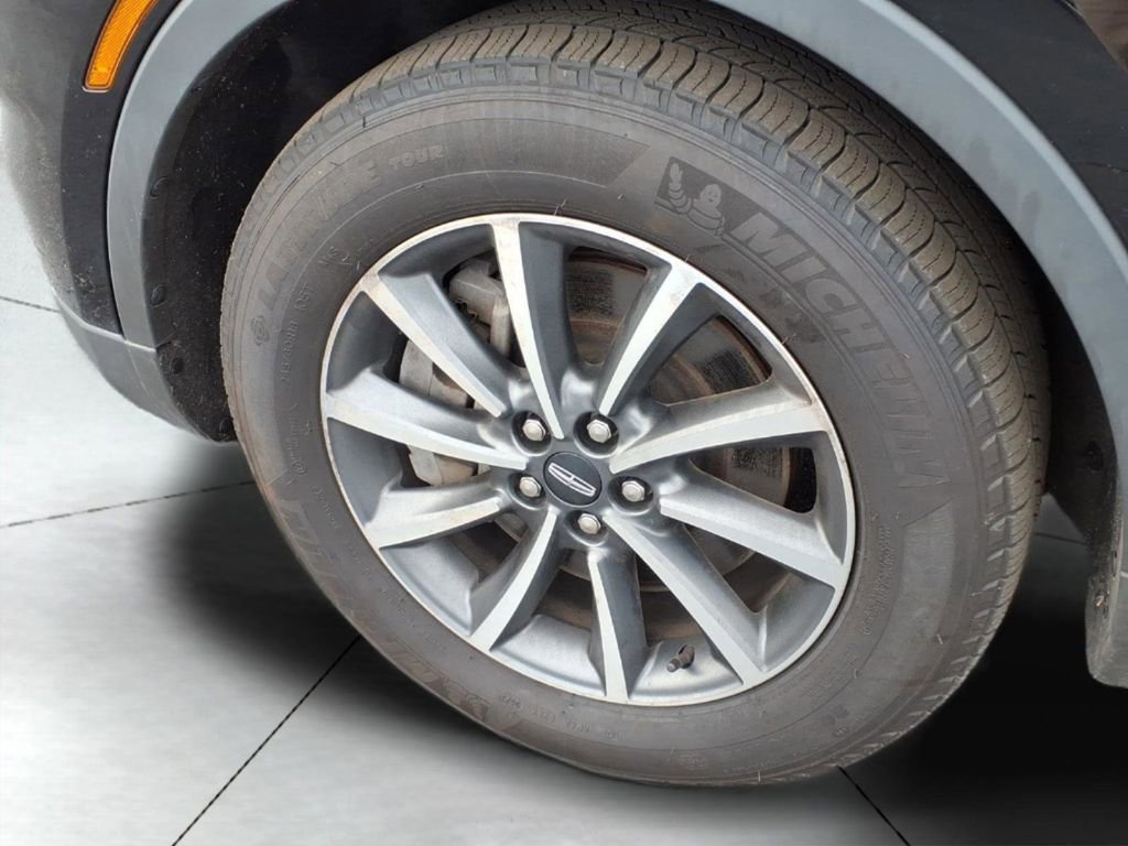 Used 2022 Lincoln Nautilus AWD image 23