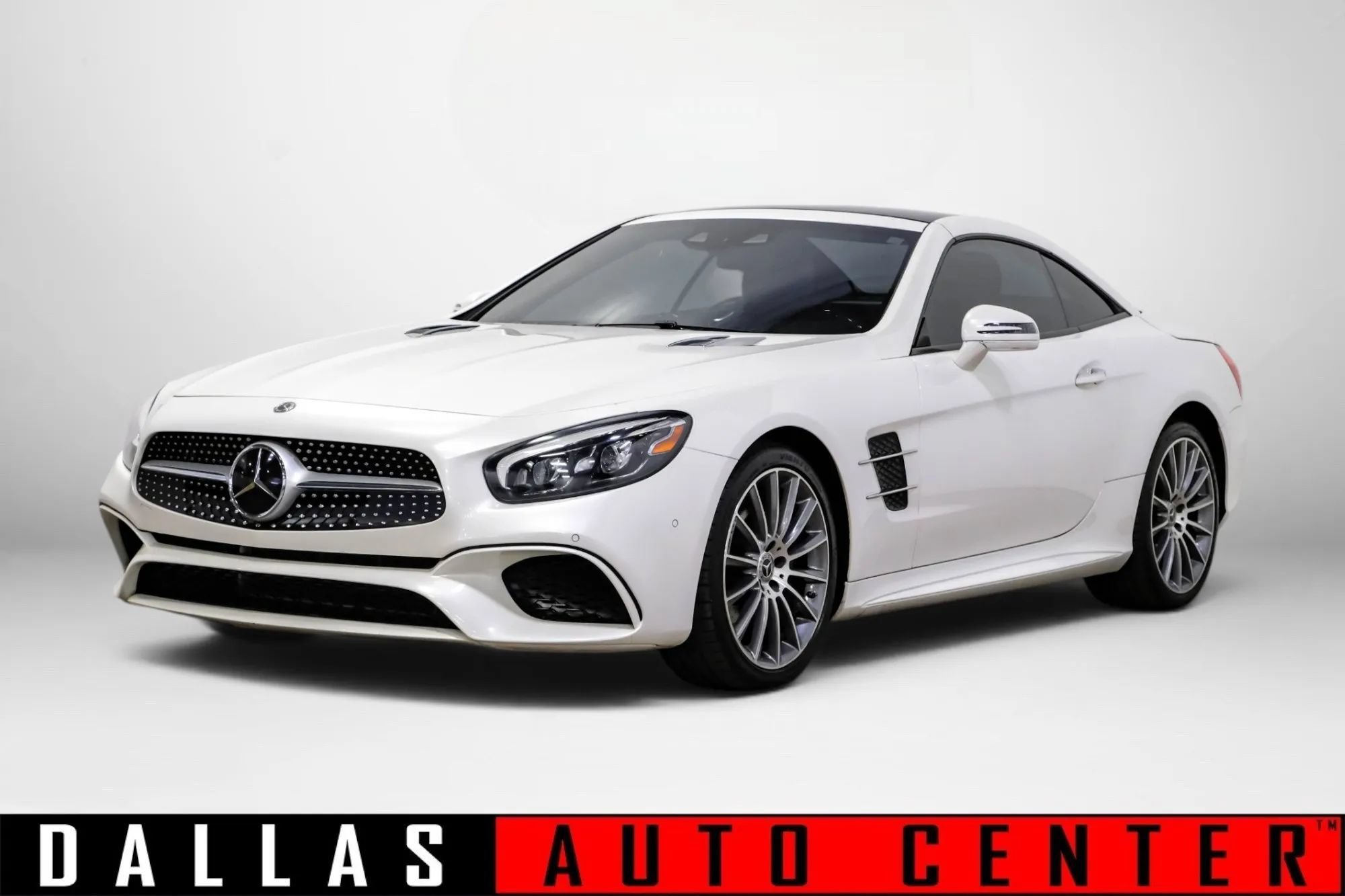 Used 2020 Mercedes-Benz SL 450 w/ Premium Package image 3
