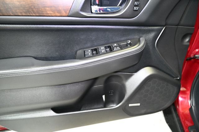Used 2016 Subaru Outback 2.5i Limited image 25