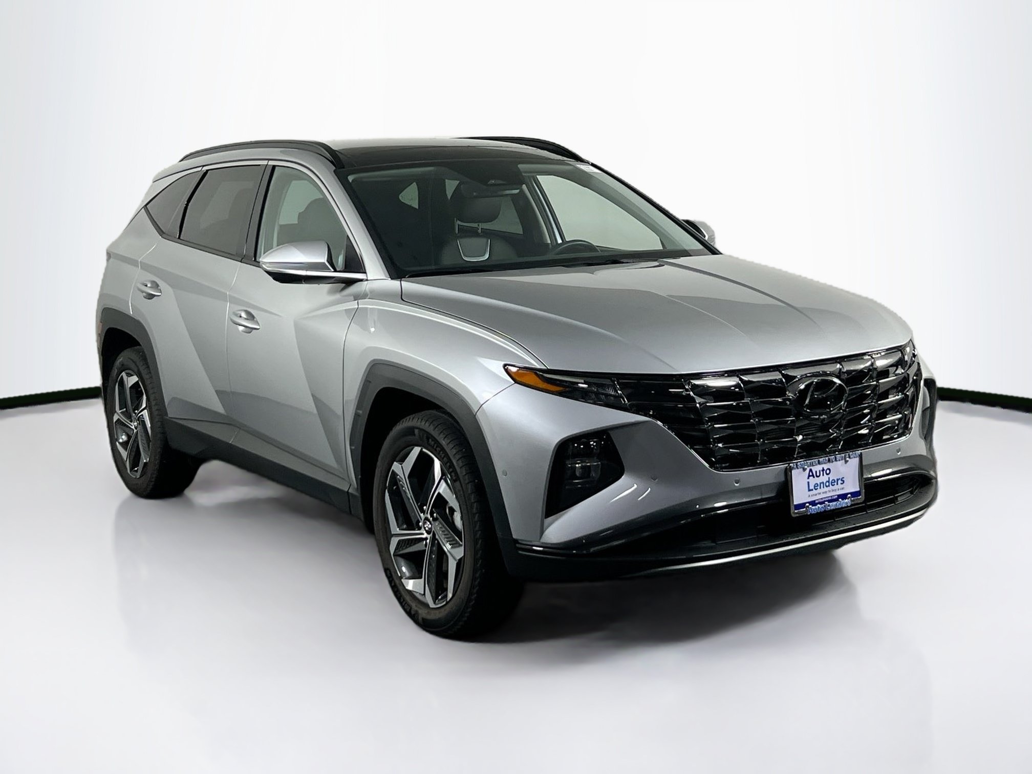 Used 2023 Hyundai Tucson Limited w/ Cargo Package AWD/4WD image 3
