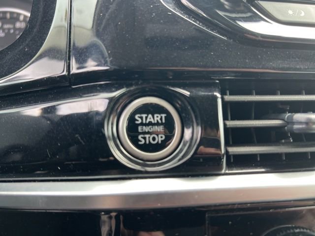 Used 2024 Nissan Pathfinder SV image 17