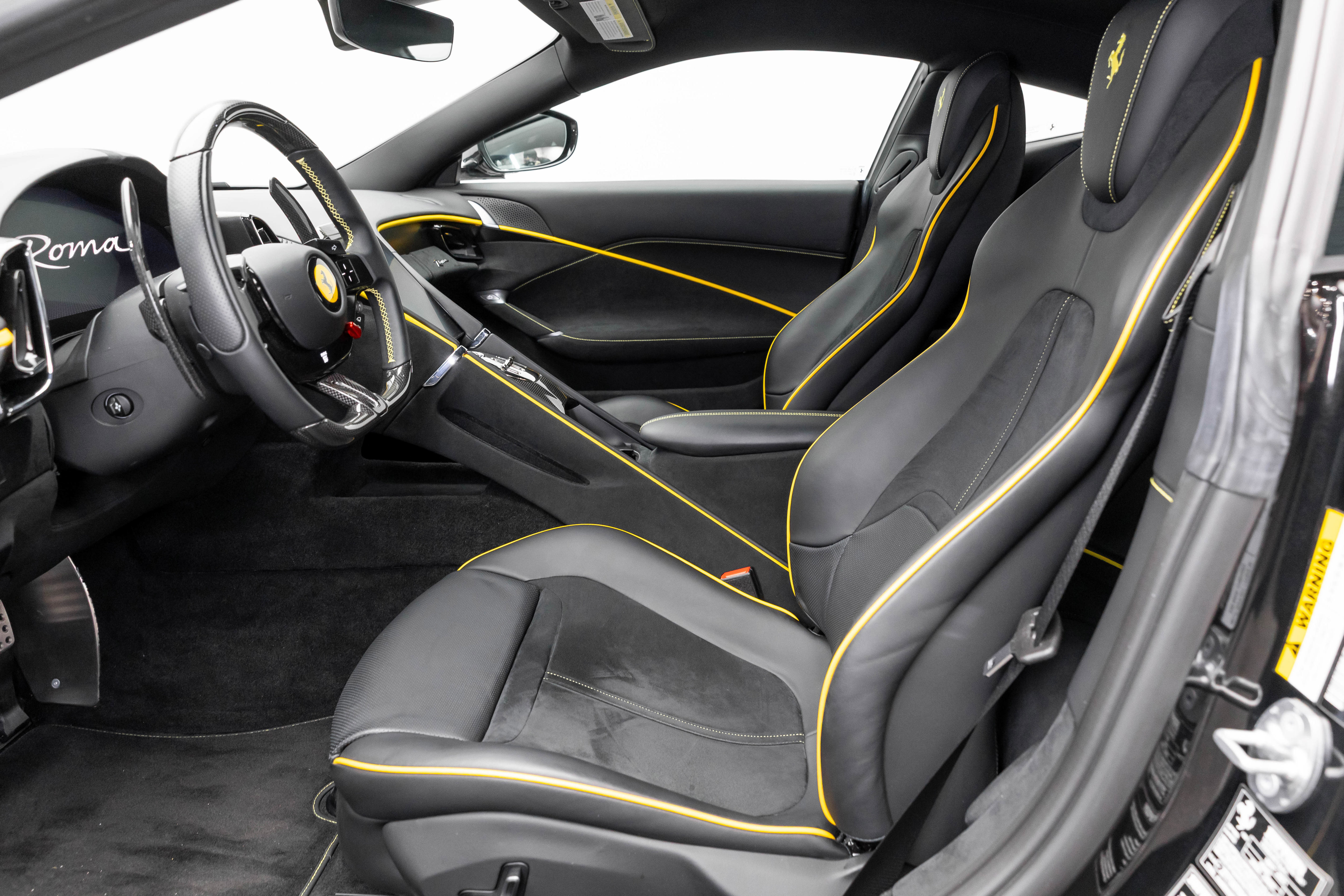 Certified 2021 Ferrari Roma image 5