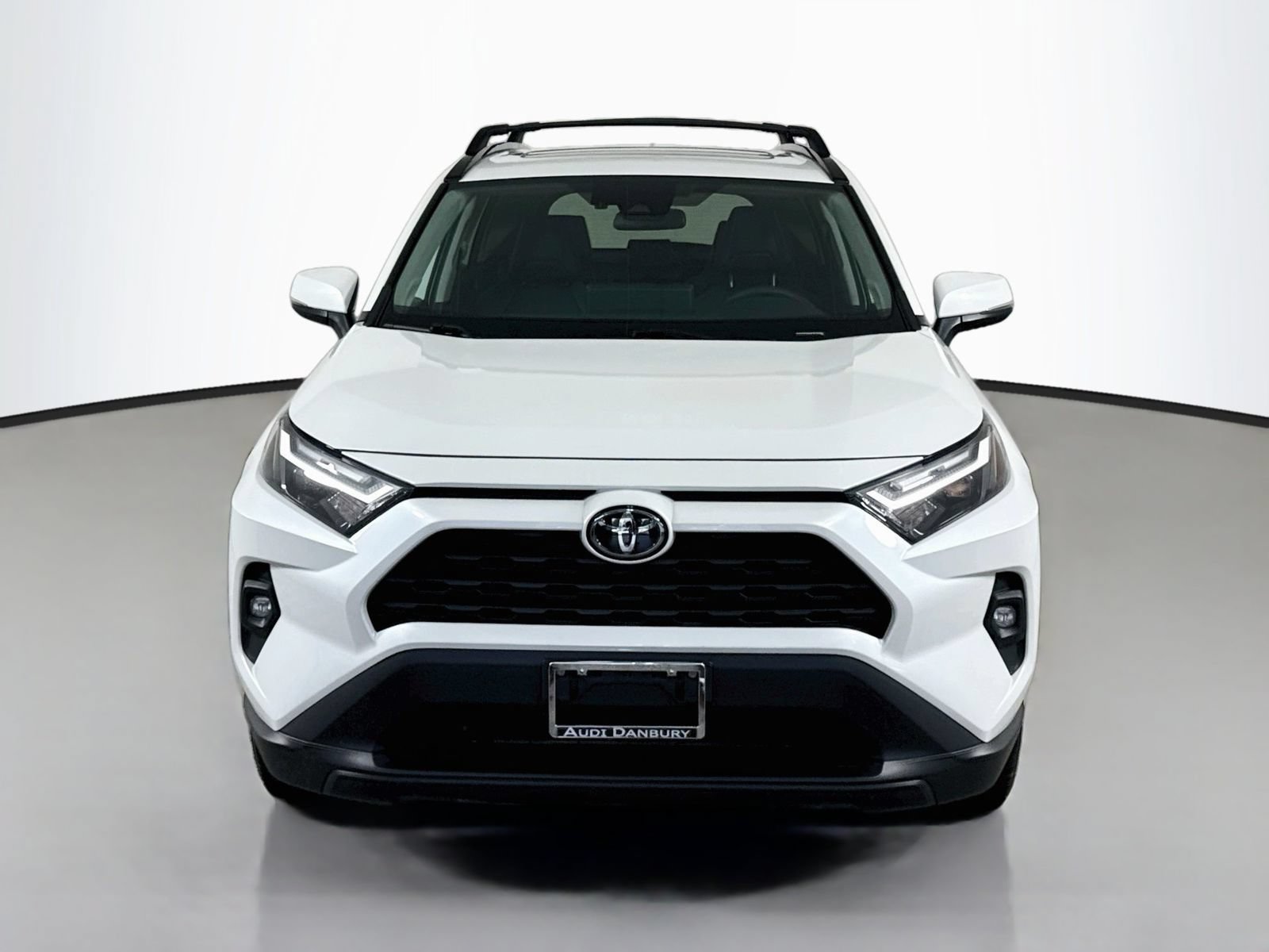 Used 2023 Toyota RAV4 XLE Premium AWD/4WD image 6