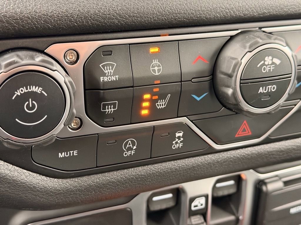 New 2026 Jeep Gladiator Sport image 26