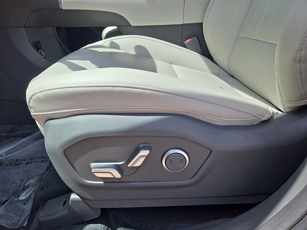 Used 2025 Hyundai Santa Fe SEL AWD/4WD image 22