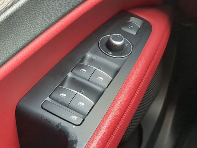 Used 2021 Alfa Romeo Stelvio Sprint w/ Sun & Sound Package RWD image 26